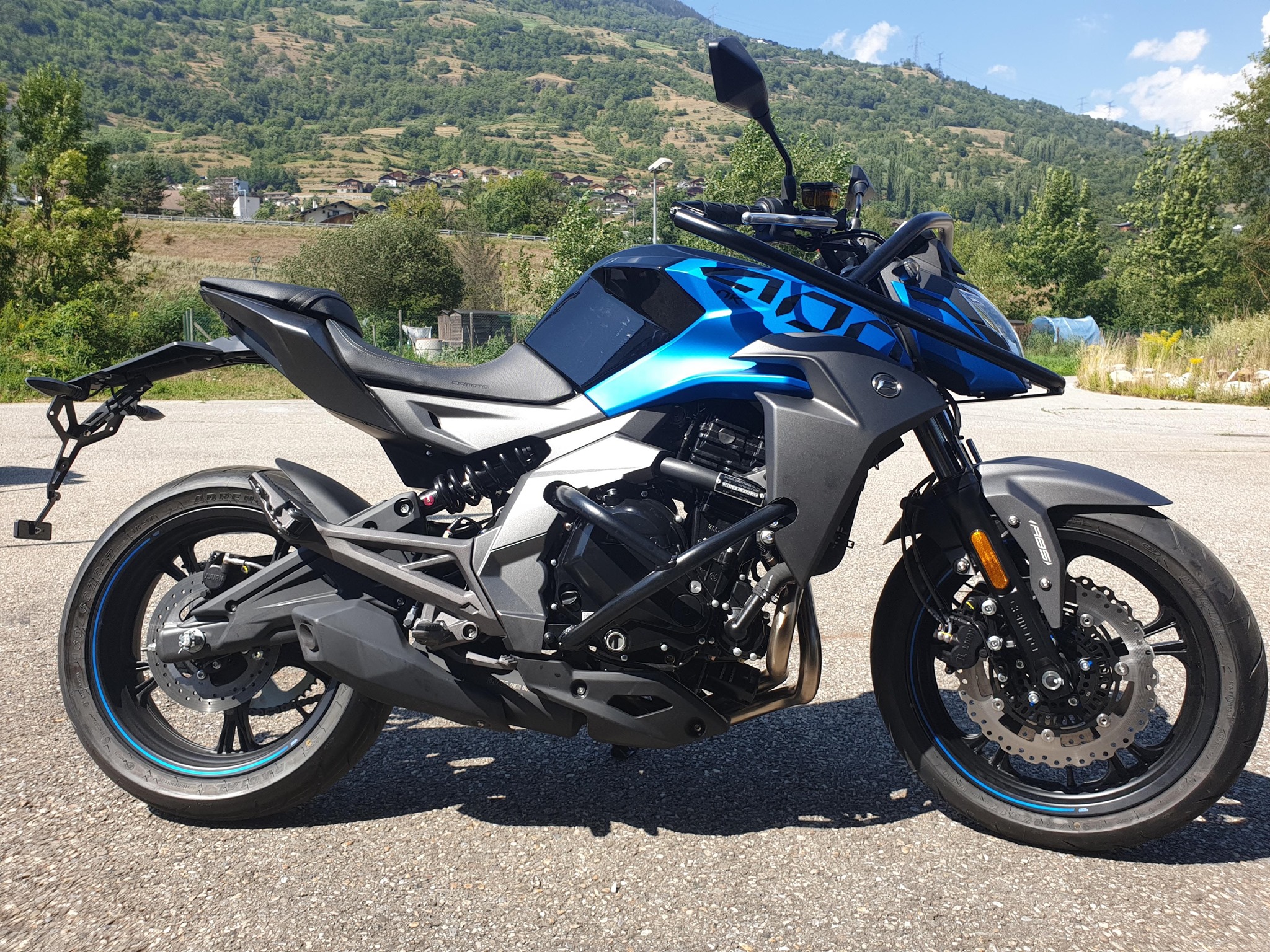 cf-moto-400-nk-tarentaise-loisirs-services-tls